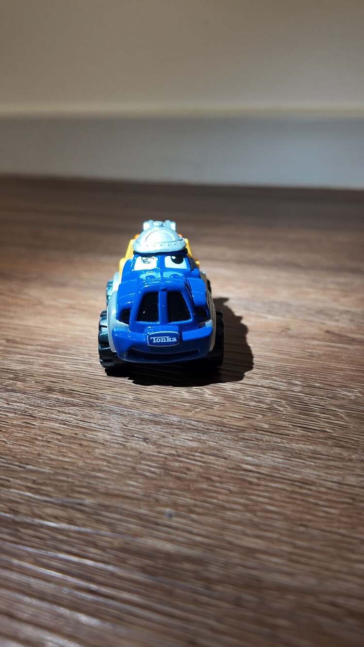 Tonka Chuck & Friends "Hooker" Blue Tow Truck Diecast – Maisto/Hasbro